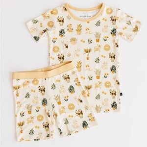 Sleepy Sloth Whiskers & Wallflowers Short Set
